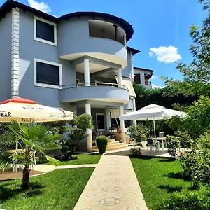 Arbri Hotel