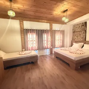 Borklad Hotel