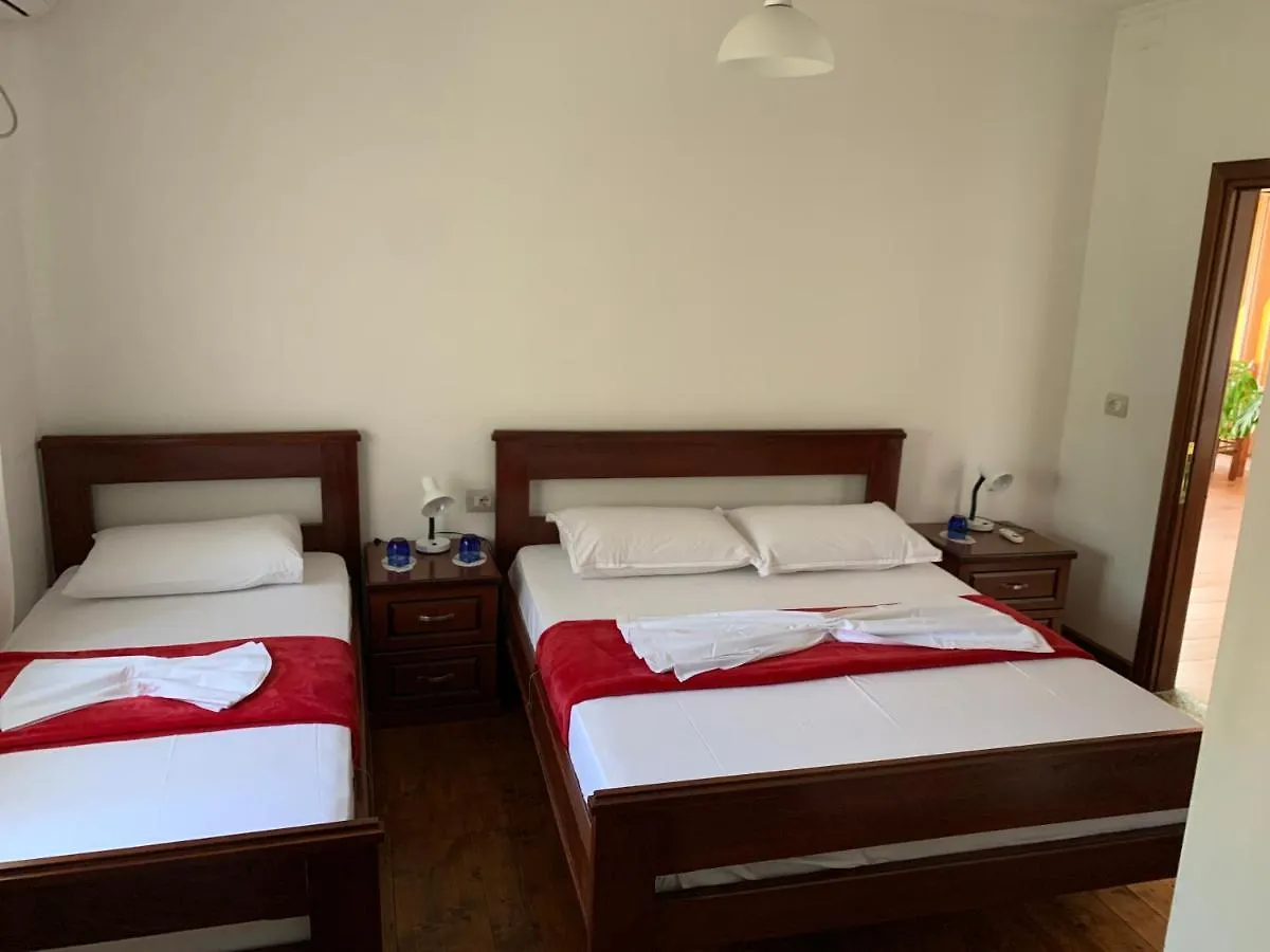 Bed & Breakfast B&Bsheshalliu Berat Albania